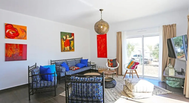 D13 - Eiras Velhas Holiday House in Alm Dena, Rezerwuj Dom wakacyjny Hotele w Algarve z parkingiem, Parking