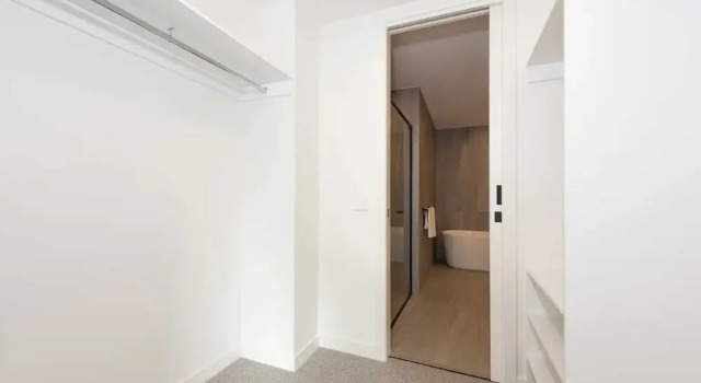 Modern 3BR Getaway next to Chadstone, Book Hotel  