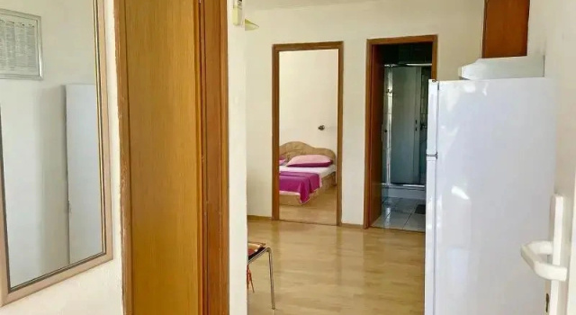 Четырёхместные апартаменты с балконом Apartments Papic
