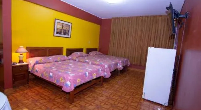 Hotel Victoria, Prenota Hotel Pisco Ica, vicino a San Clemente Church