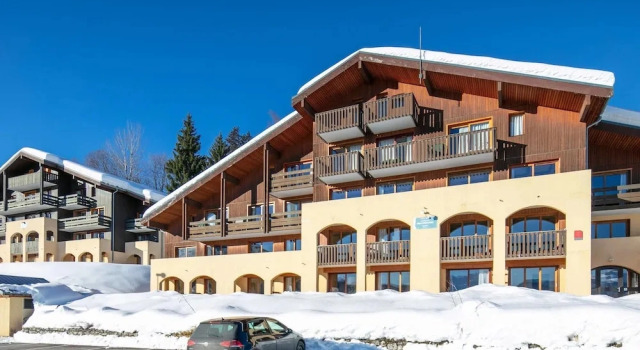 Group Mountain Stay for Six in Doucy