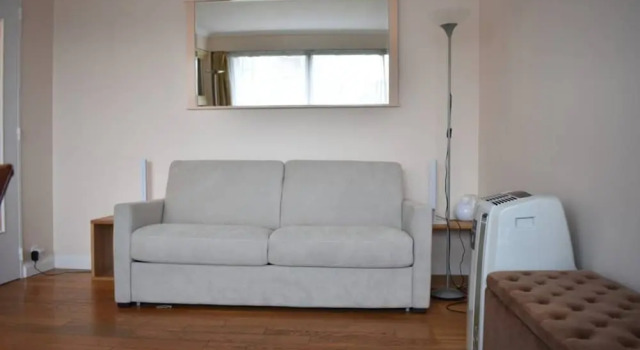 Studio In Paris 16th With Balcony