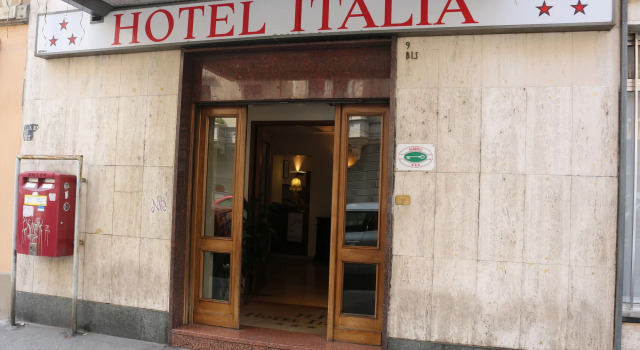 Отель Italia