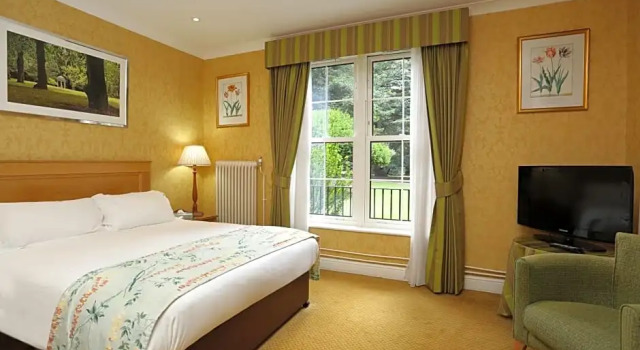 Номер Classic West Lodge Park