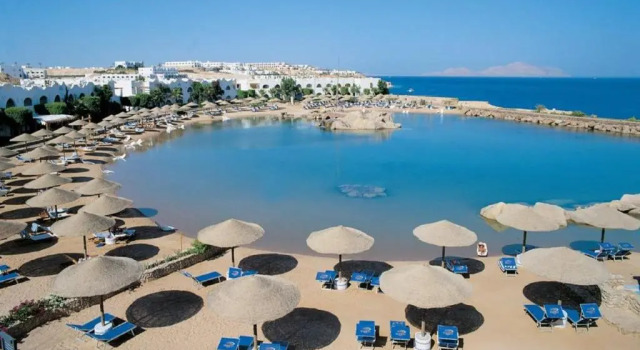 Полулюкс Coral Bay Prestige Apartment