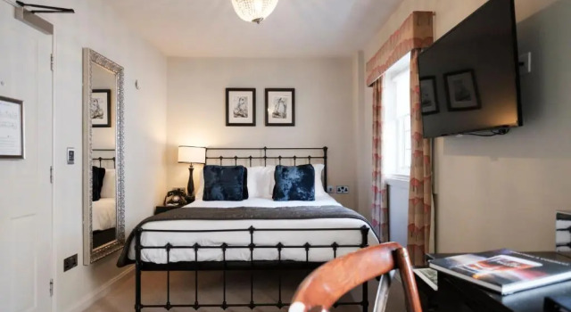 Двухместный номер Standard The White Swan Hotel