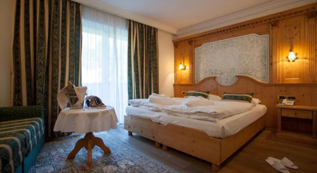 Трёхместный номер Comfort Hotel Chalet allImperatore