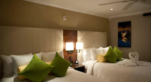 Almond Tree Inn, Забронировать Отель Отели Downtown Key West 3 звезды, рядом с City Zoo Gallery, 3*