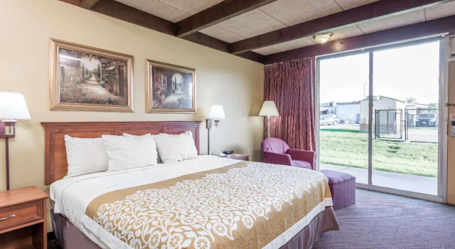 Двухместный номер Standard Days Inn by Wyndham Niles