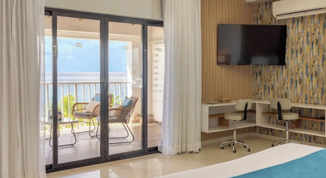 Полулюкс с балконом и с видом на море Hotel HM Alma de Bayahibe