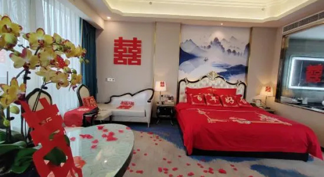 Люкс Luxury Joy Magpie Chinese Courtyard Hotel(Chengdu Shuangliu Airport)