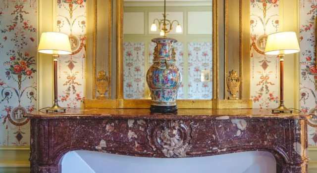 Люкс с видом на сад Château La Comtesse de Loire & Spa