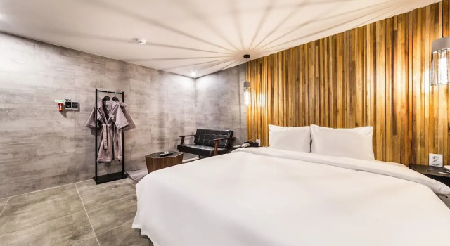 Hotel Raton, Забронировать Отель Стадион Uijeongbu Кёнгидо, рядом с Медицинский центр в Ыйджонбу