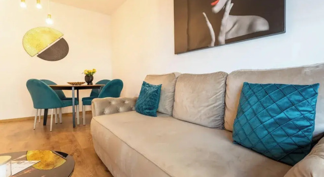 Апартаменты Deluxe с 2 комнатами с балконом и с видом на горы MoHost Properties