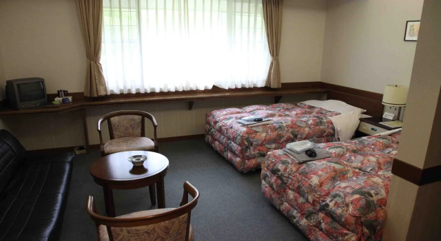 Auberge Yuragi, Rezervovat Hostel Hotely v Ehime s parkováním, Parkování