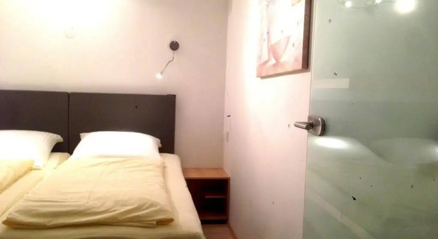 Old City Apartment with Large Terrace, Забронировать Апартаменты/квартира Апартаменты Нюрнберга, рядом с Мост Макса, Апартаменты/квартира