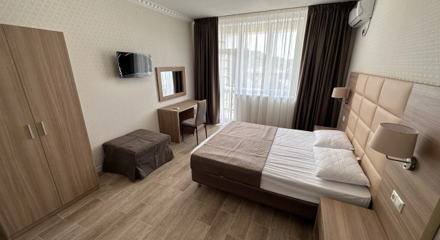 Ani Loo Hotel