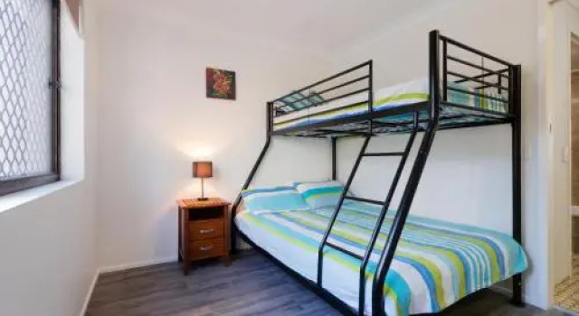 Luanda Unit 7, 7a Bulcock Beach Esp, Bulcock Beach, Prenota Appartamento Hotel a Queensland con piscina, Piscina