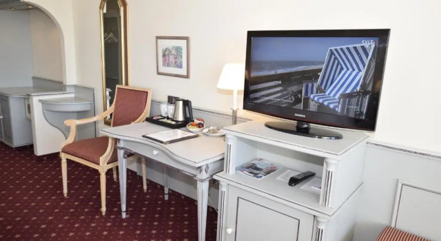 Двухместный номер Standard с балконом и с частичным видом на море Hotel Wiking Sylt