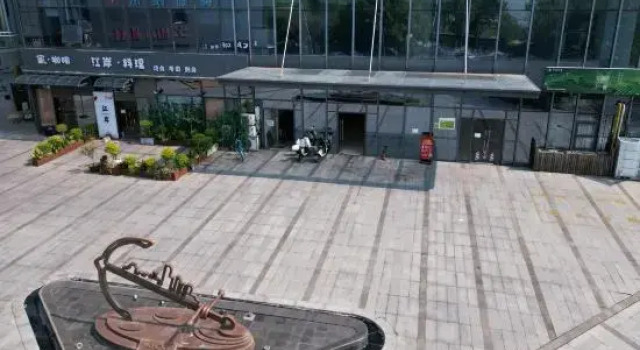 Lanjiangyue River View Homestay, Prenota Hotel Nanchino Jiangsu