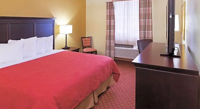 Двухместный люкс Country Inn & Suites by Radisson, Oklahoma City at Northwest Expressway, OK