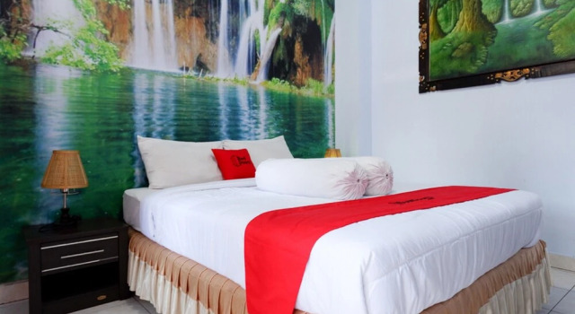 Garudha Hotel by RedDoorz