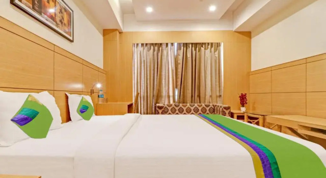 Номер Deluxe Treebo Galaxy Rooms