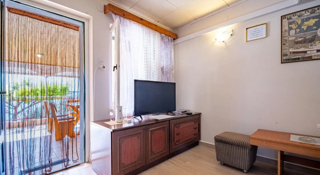 Awesome Home in Vela Luka With Wifi and 2 Bedrooms
