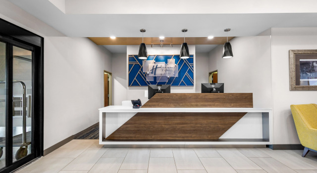 Holiday Inn Express Hotel & Suites Van Wert by IHG