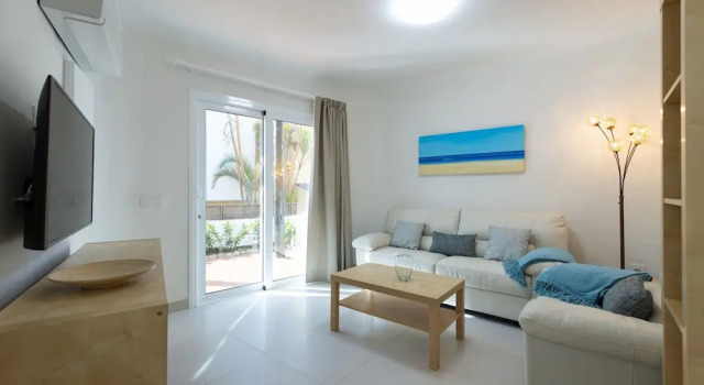Cute apartment next to beach. P27 Swimming pool, Prenota Appartamento Hotel a Gran Canaria con piscina, Piscina