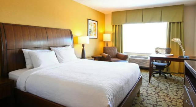 Номер Standard Hilton Garden Inn Olathe