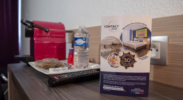 Номер Superior Contact Hotel Bleu France Eragny Cergy