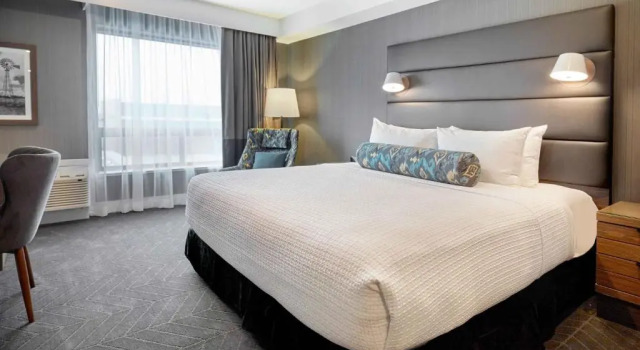 Номер Standard Sandman Signature Plano-Frisco Hotel