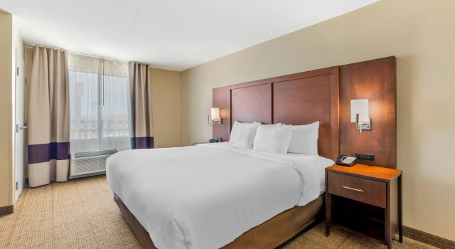 Двухместный люкс Comfort Suites Blythe