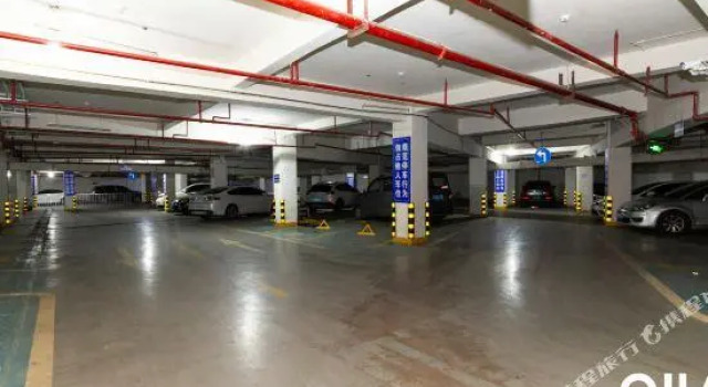 Tianshun Kaixuan Business Hotel, Prenota Hotel Hotel a Hubei con parcheggio, Parcheggio