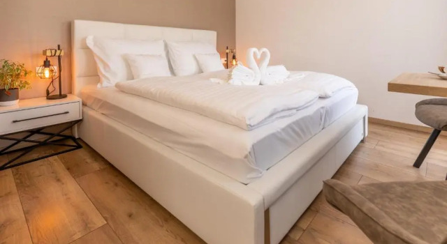 Двухместный номер Deluxe с балконом Villa Gloria Rooms & Apartments