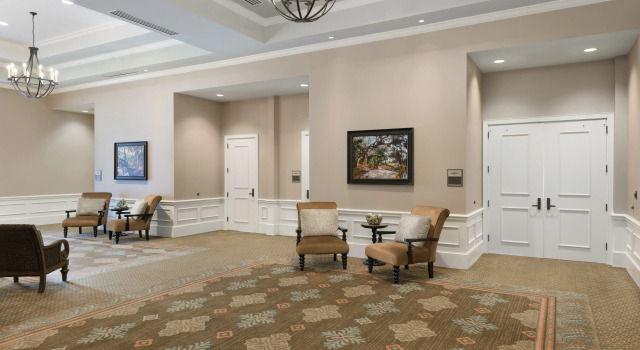 Embassy Suites Savannah Historic District, Забронировать Отель Саванна Джорджия
