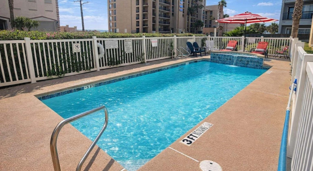 Апартаменты Cora Lee Beachview 2 Bedroom Condo
