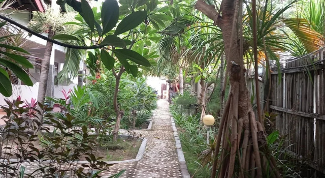 Двухместный номер Superior с балконом и с красивым видом из окна Gili Welldone Guesthouse