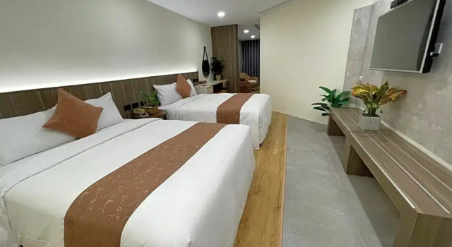 Четырёхместный номер Standard с балконом 海的墾丁旅店 Ocean KT Inn