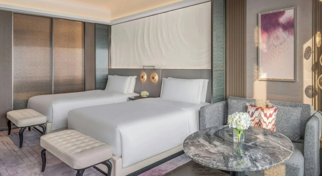 Двухместный клубный номер Standard с красивым видом из окна The Ritz-Carlton, Wuhan