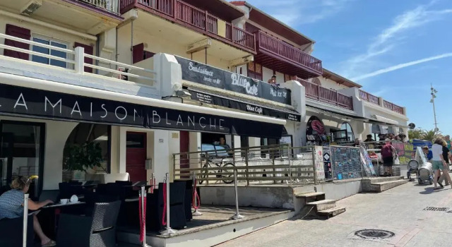Hossegor plage Centrale- Appt 6 personnes dans une villa avec vue sur l 'océan
