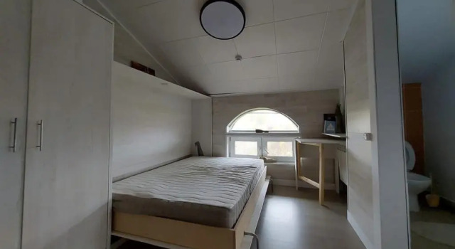 Guest house, Buchen Sie Pension Hotels in Oblast Moskau mit Parkplatz, Parkplätze