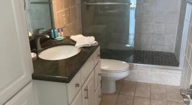 Люкс Deluxe Islander East Condominiums