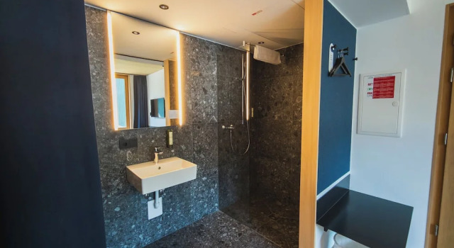 Номер Economy ALPSTADT LIFESTYLE Hotel