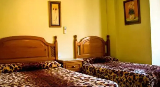 Hostal Toledo Plaza
