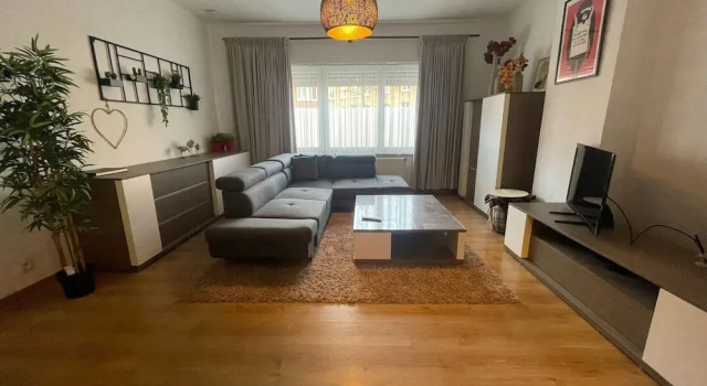 Апартаменты Huswell - Lovely Retreat for 4