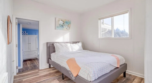 Bayfront Bungalow, Prenota Hotel Lincoln City 