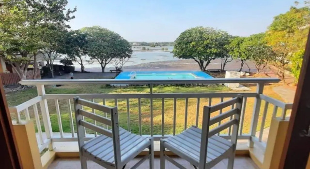 Номер Superior Baan Talay See Cream Resort