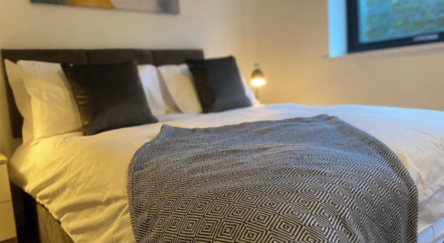 The Square Apartments Flat 7, Забронировать Апартаменты/квартира Суиндон Уилтшир, рядом с The Energy Check County Ground